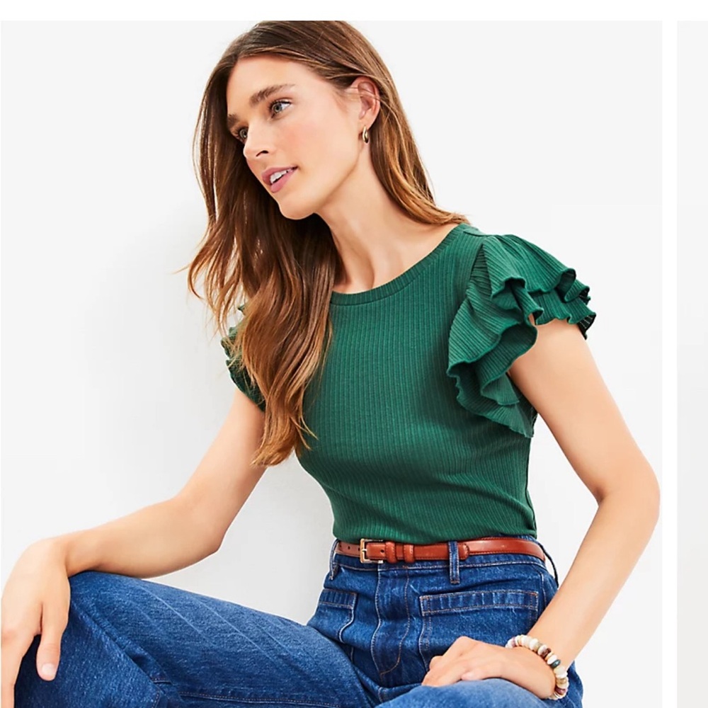 LOFT size medium mystic green ruffle sleeve top. New w/o tags.